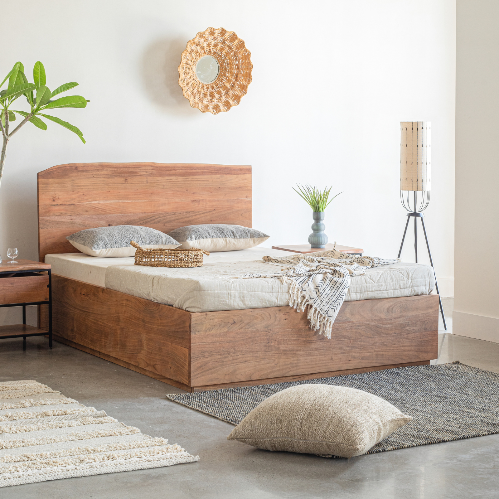 Yoho Queen Hydraulic Bed