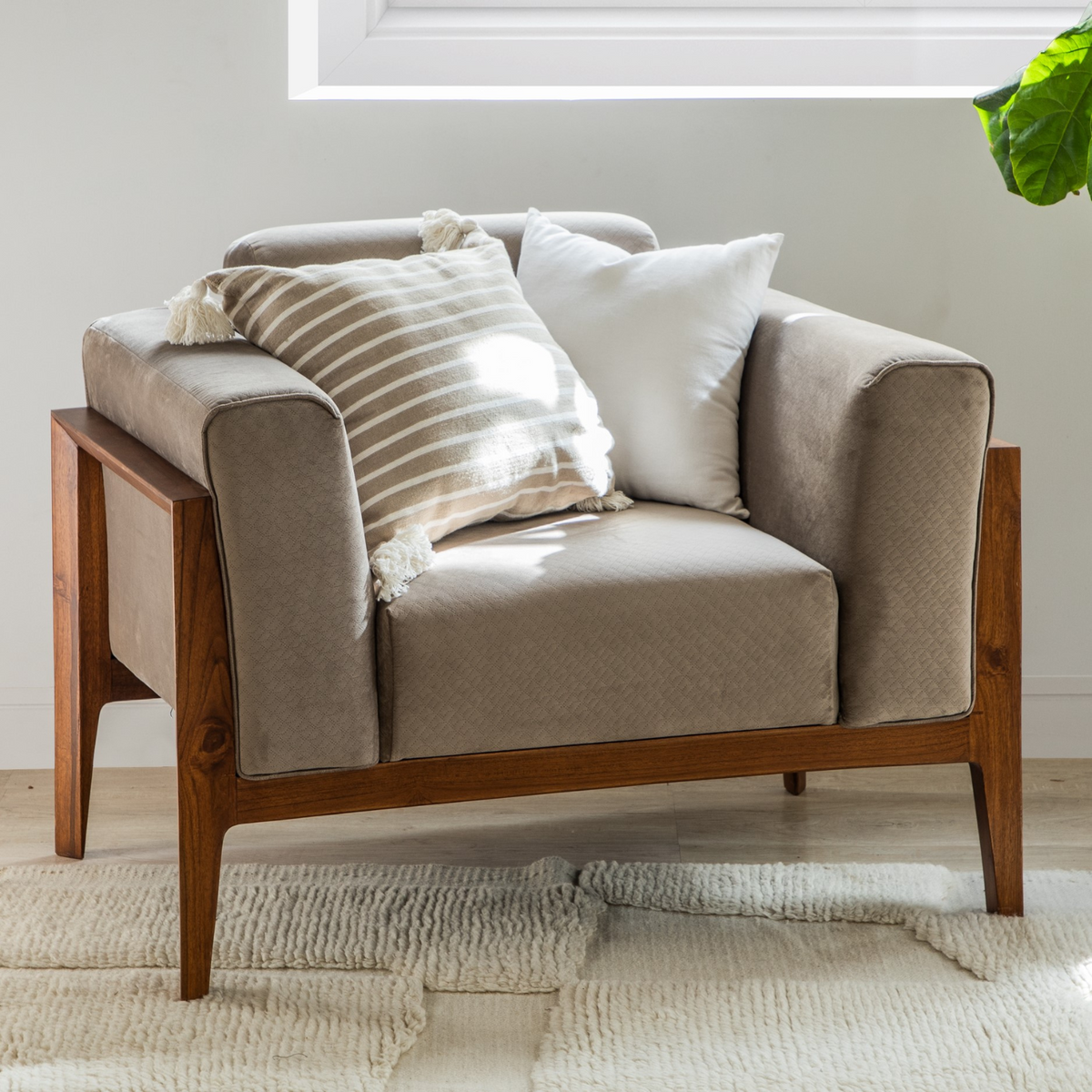 Yuki Single Seater Sofa