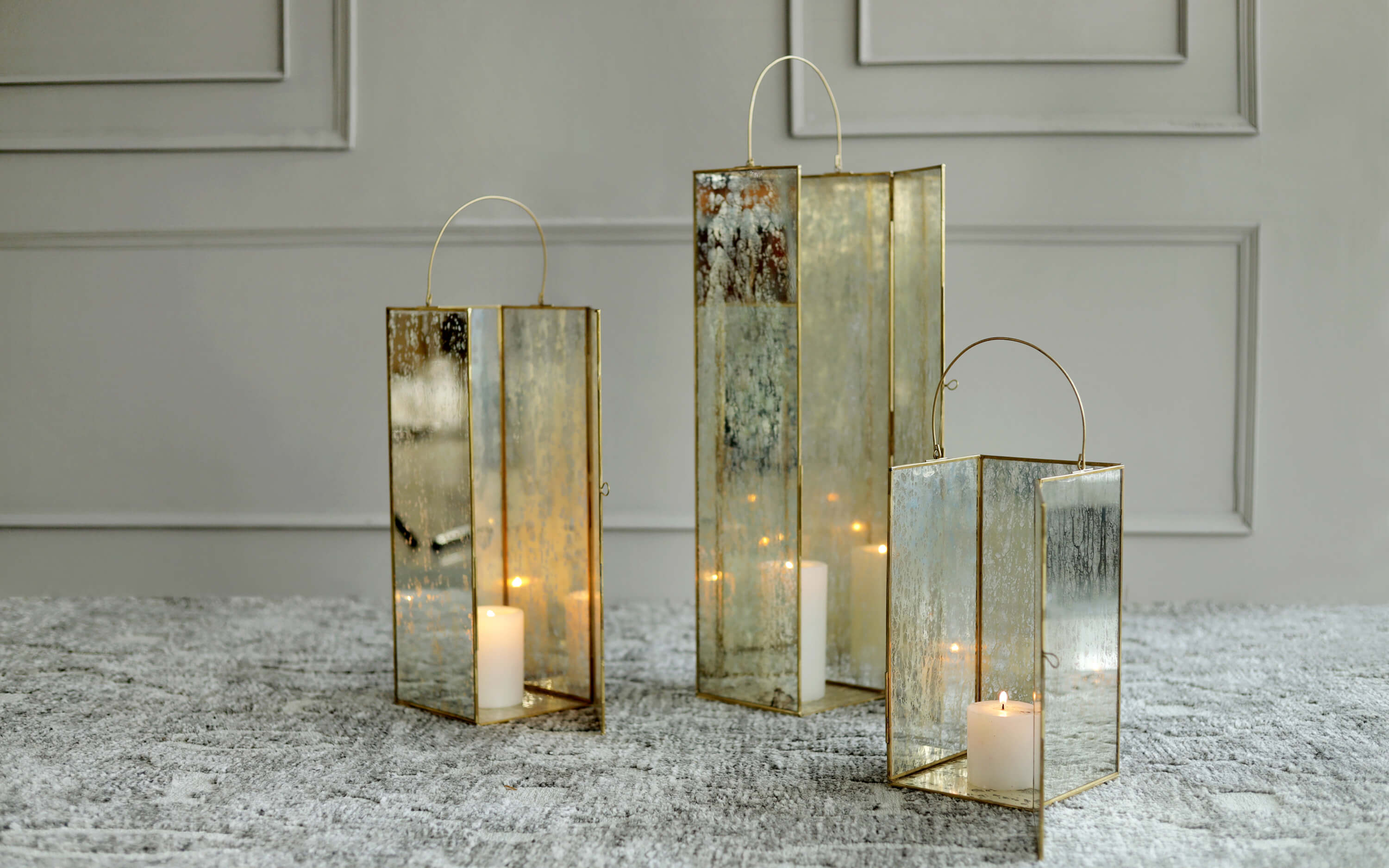 Hera Brass Candle Lantern Lamp Medium - Close shot - Orange Tree