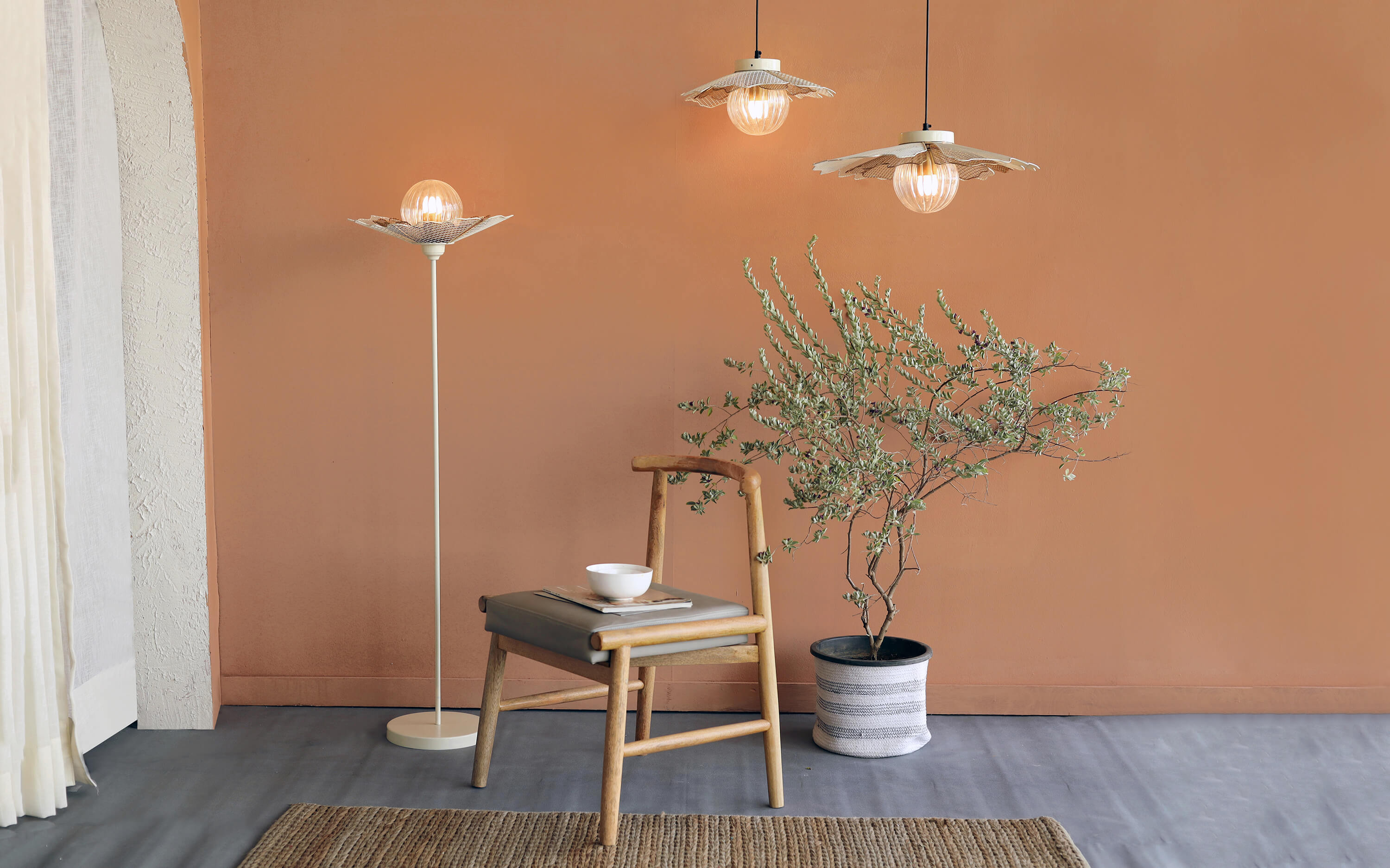 Keshi Floor Lamp - Orange Tree Home Pvt. Ltd.