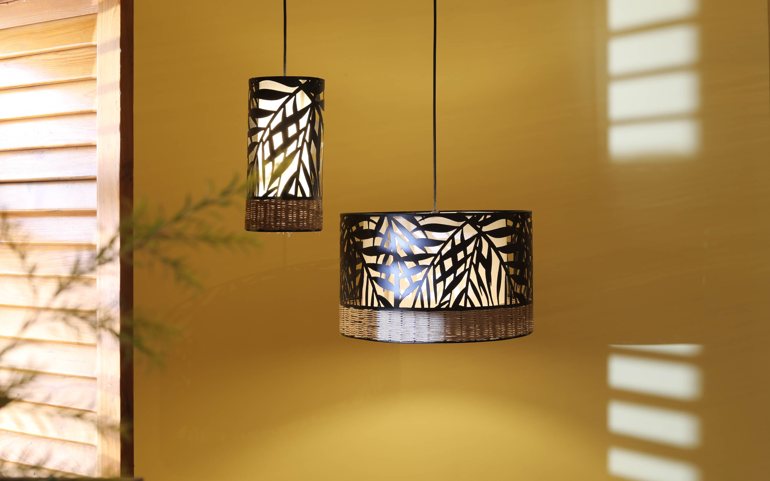 Buy Kinara Drum Metal Hanging Lamp - Close shot - Orange Tree