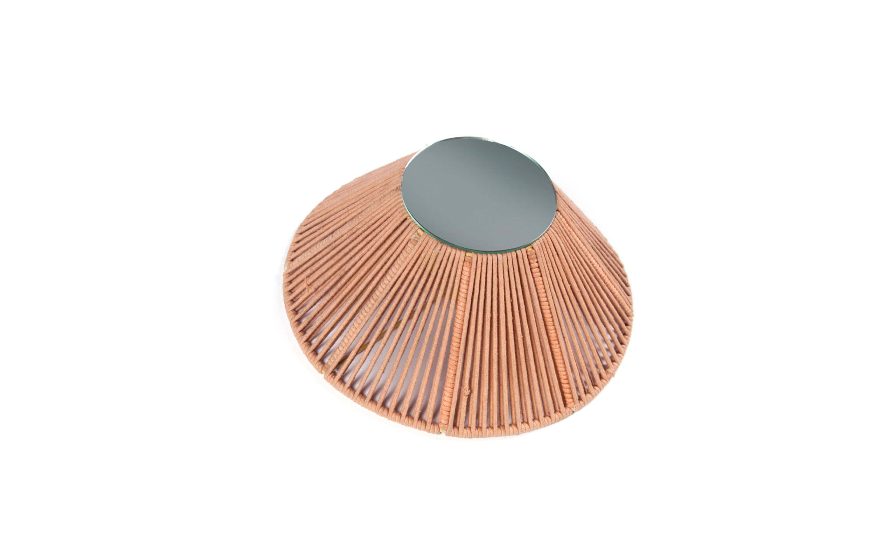 Orado Wall Lamp - Close shot - Orange Tree