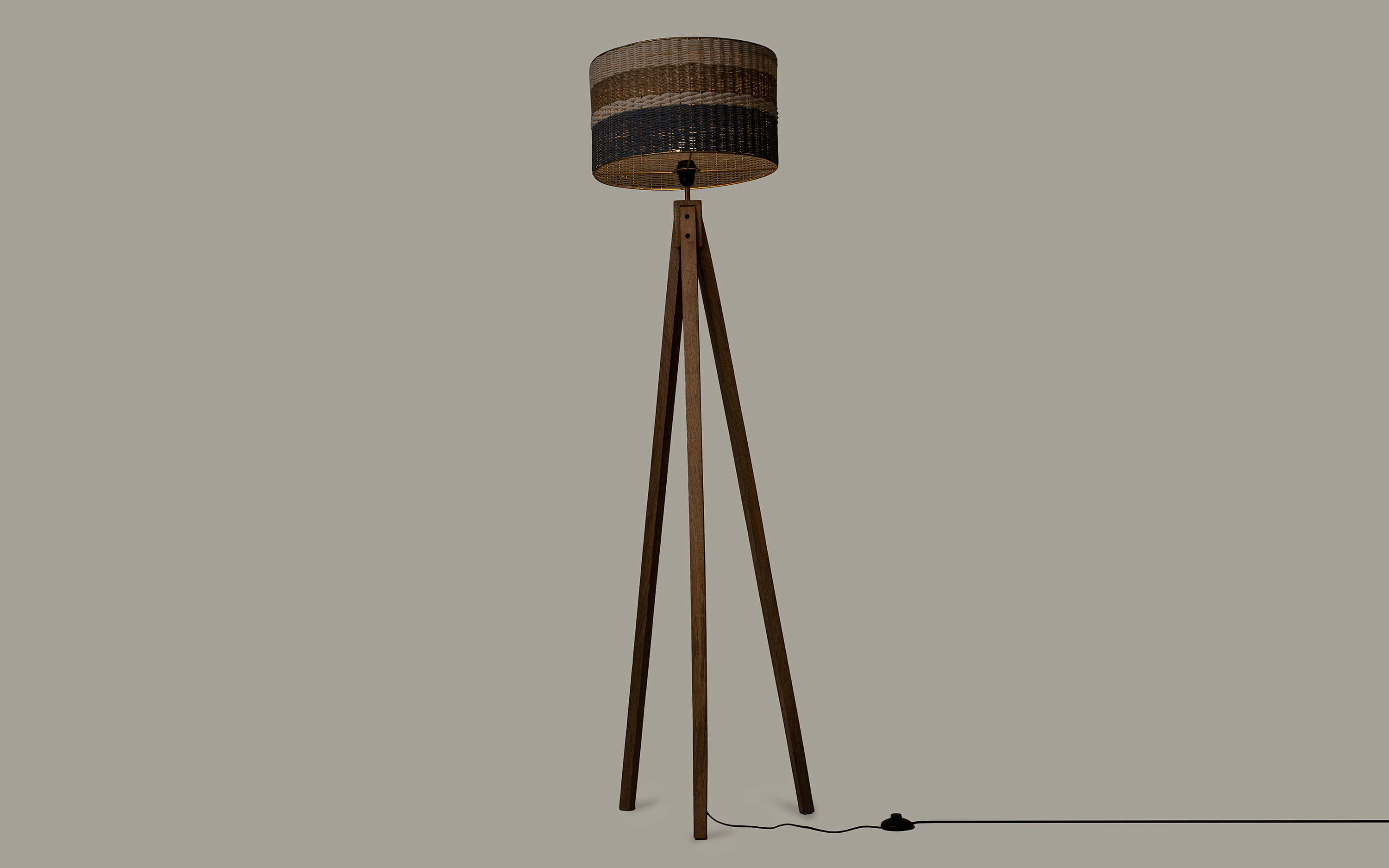 Arachne Floor Lamp - Orange Tree Home Pvt. Ltd.