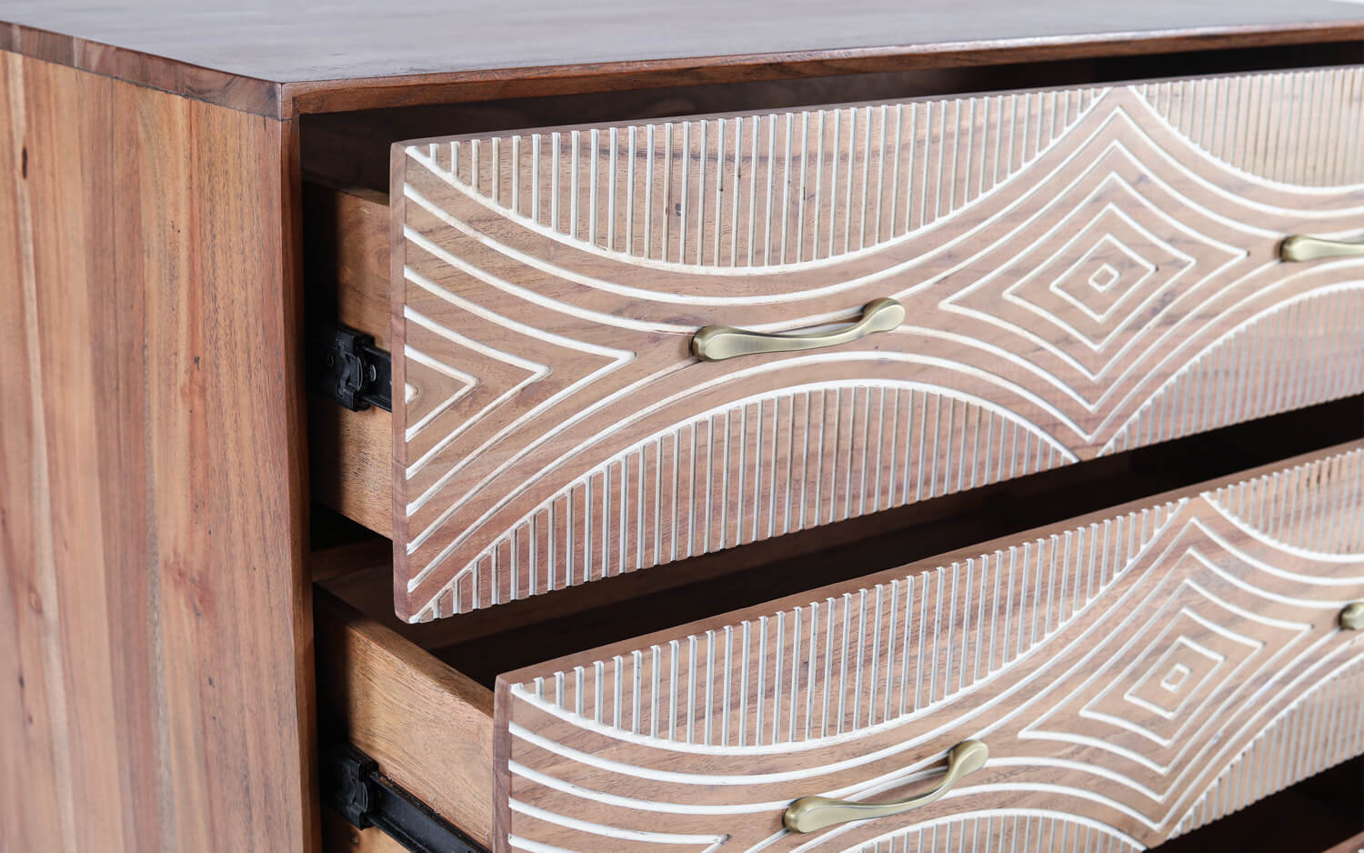 Bunka Chest Of Drawer made of Acacia Wood with Natural finish