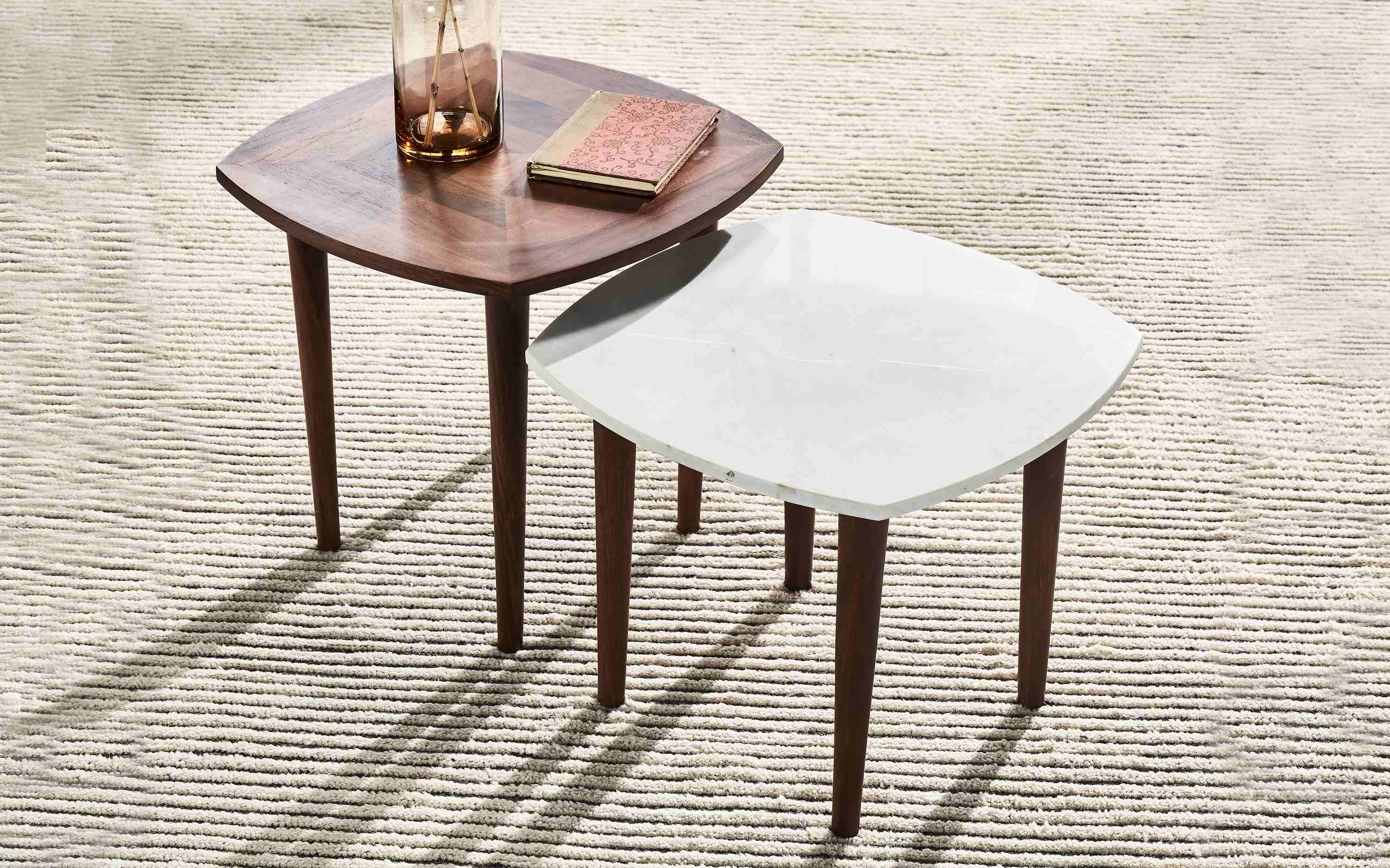 White Marble table - Orange Tree Home Pvt. Ltd.
