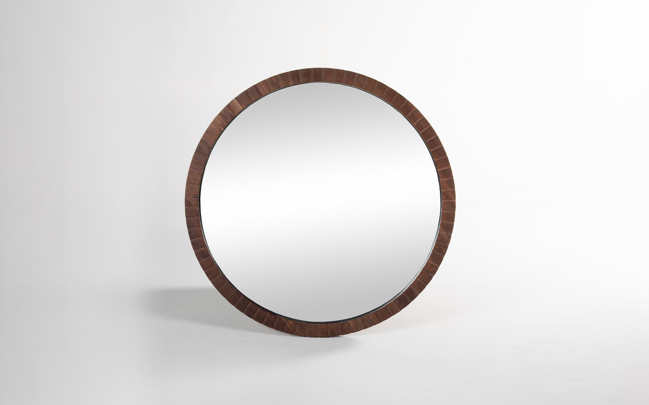 Ipiano Mirror - Orange Tree Home Pvt. Ltd.