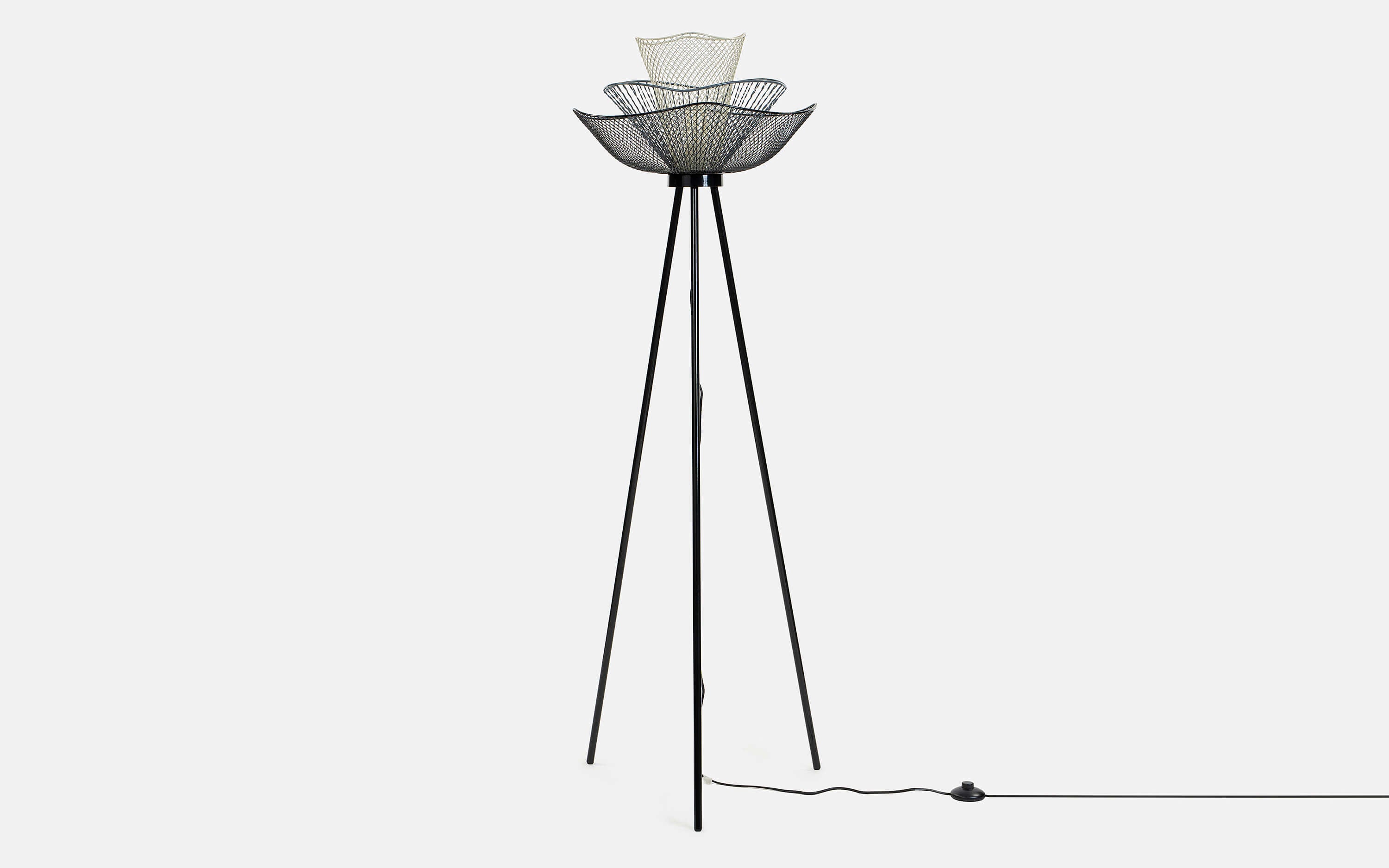 Mallawi Black Floor Lamp - Orange Tree Home Pvt. Ltd.