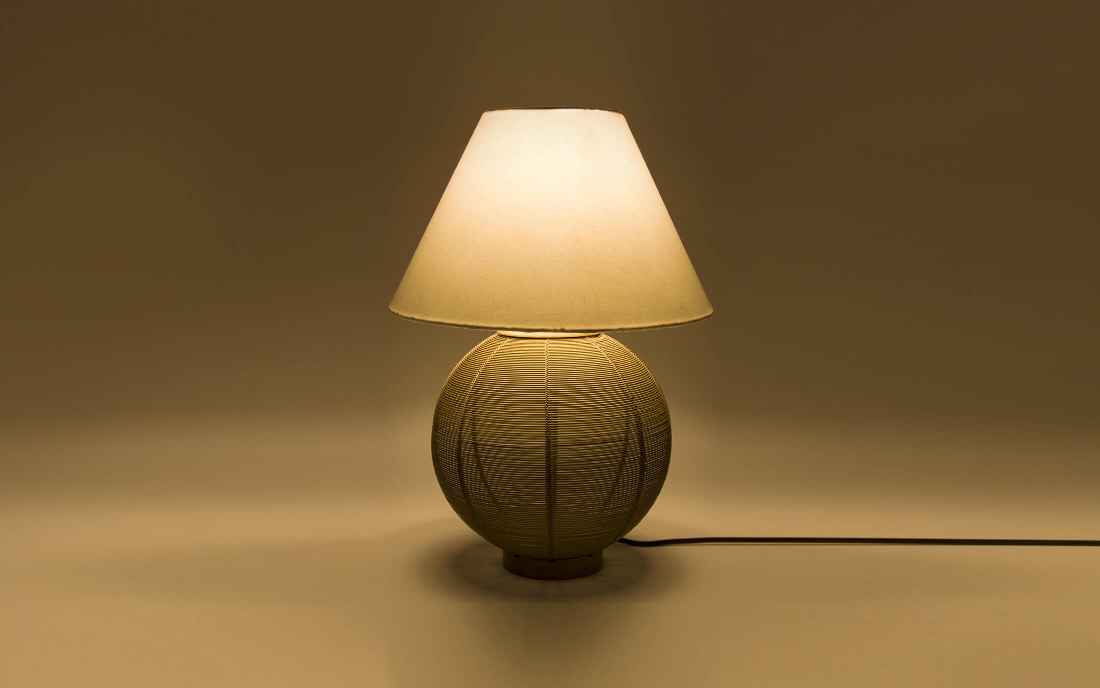 Tappa Spherical Metal Table Lamp with White Shade - Orange Tree